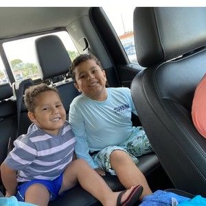 Meet your Posher, Azuzam